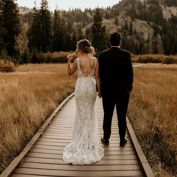 Enzoani Wedding Gown - Picture 4 of 4